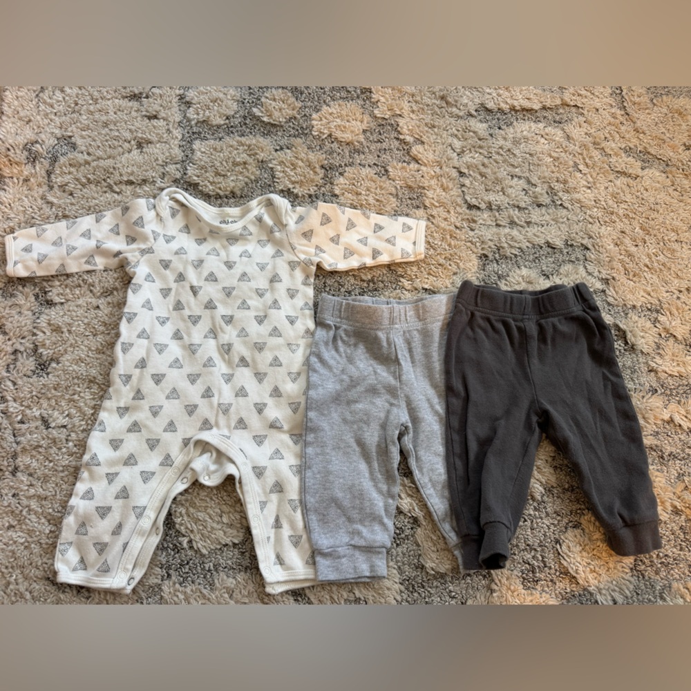 100% Cotton Chick Pea White Baby Onesie & Pant Bundle